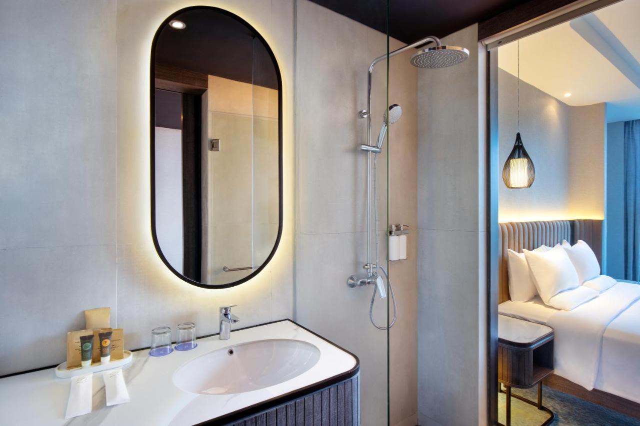 Novotel International Airport Kulon Progo 4*